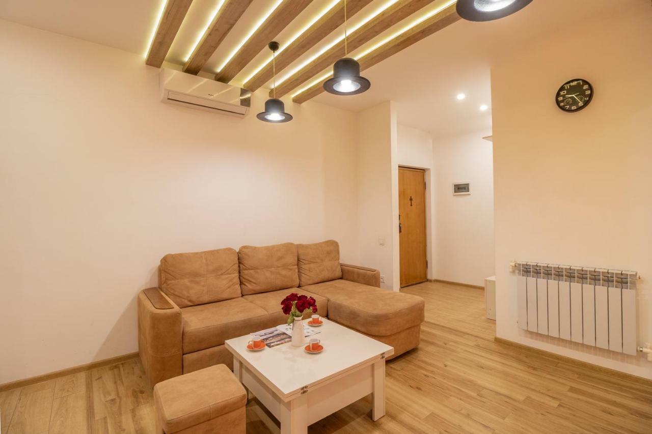 Stay Inn Apartments On 33 Sayat-Nova Avenue Erywań Zewnętrze zdjęcie